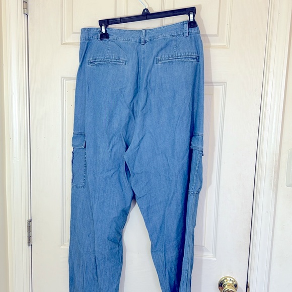 MICHAEL KORS Jeans Size 12 Straight Legs Light Blue Jeans - Picture 4 of 5